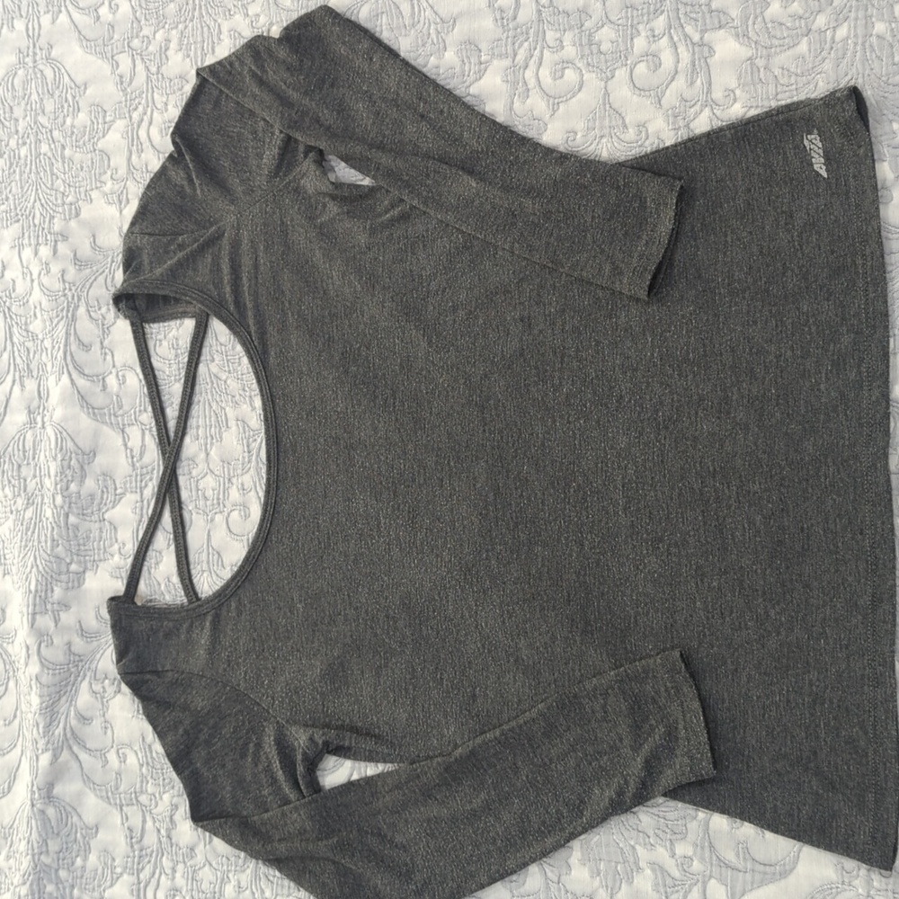 Avia Heater Gray Top - Low Scoop & Criss-Cross on Back Size Medium